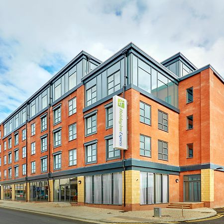 Holiday Inn Express Grimsby By Ihg Eksteriør billede