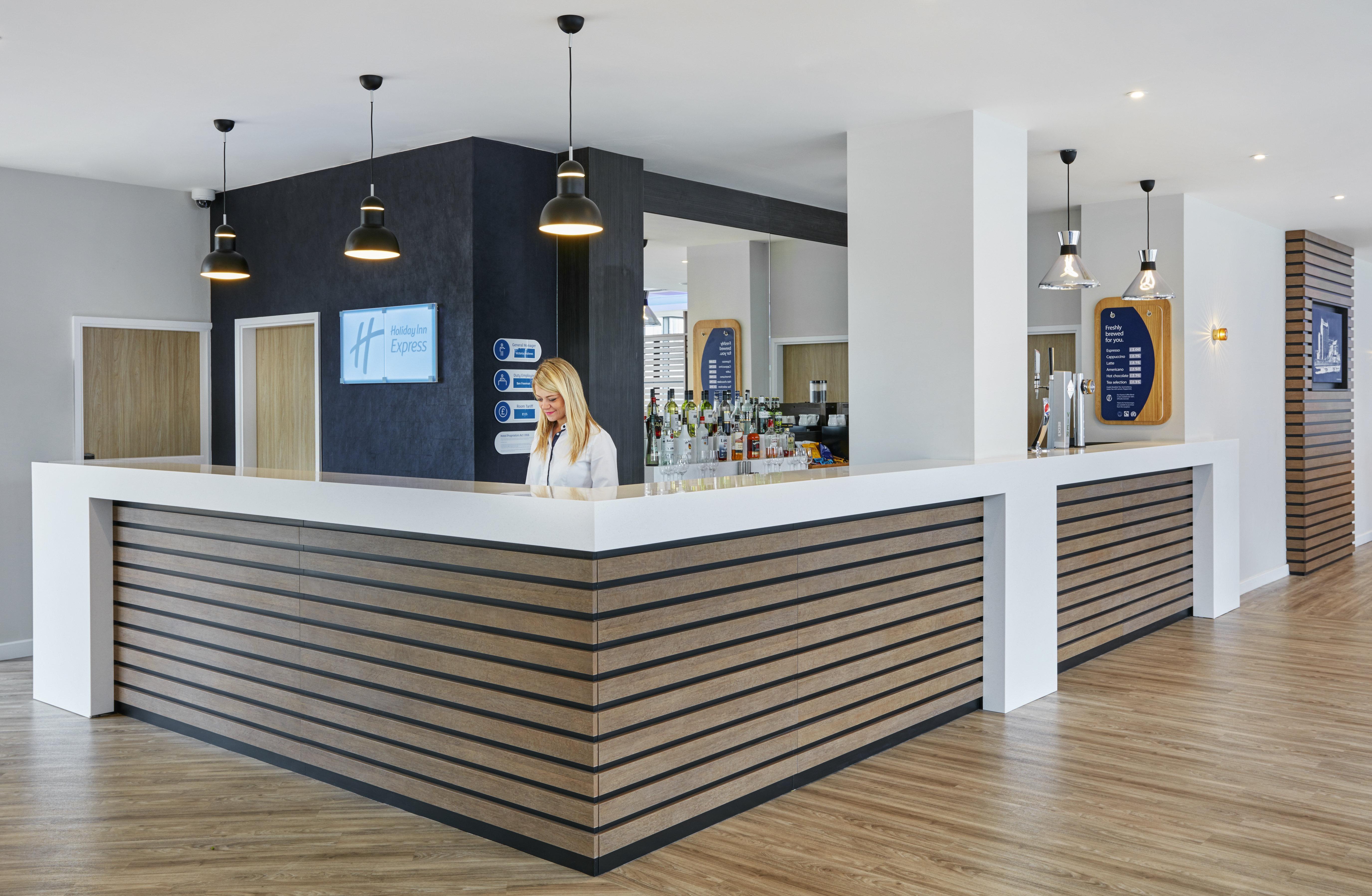 Holiday Inn Express Grimsby By Ihg Eksteriør billede