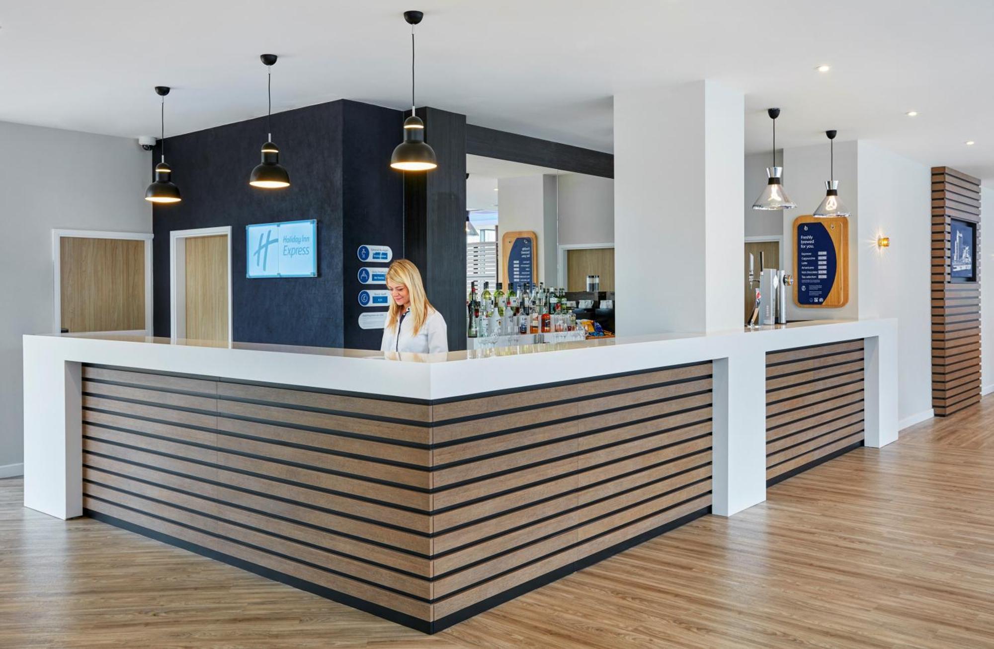 Holiday Inn Express Grimsby By Ihg Eksteriør billede
